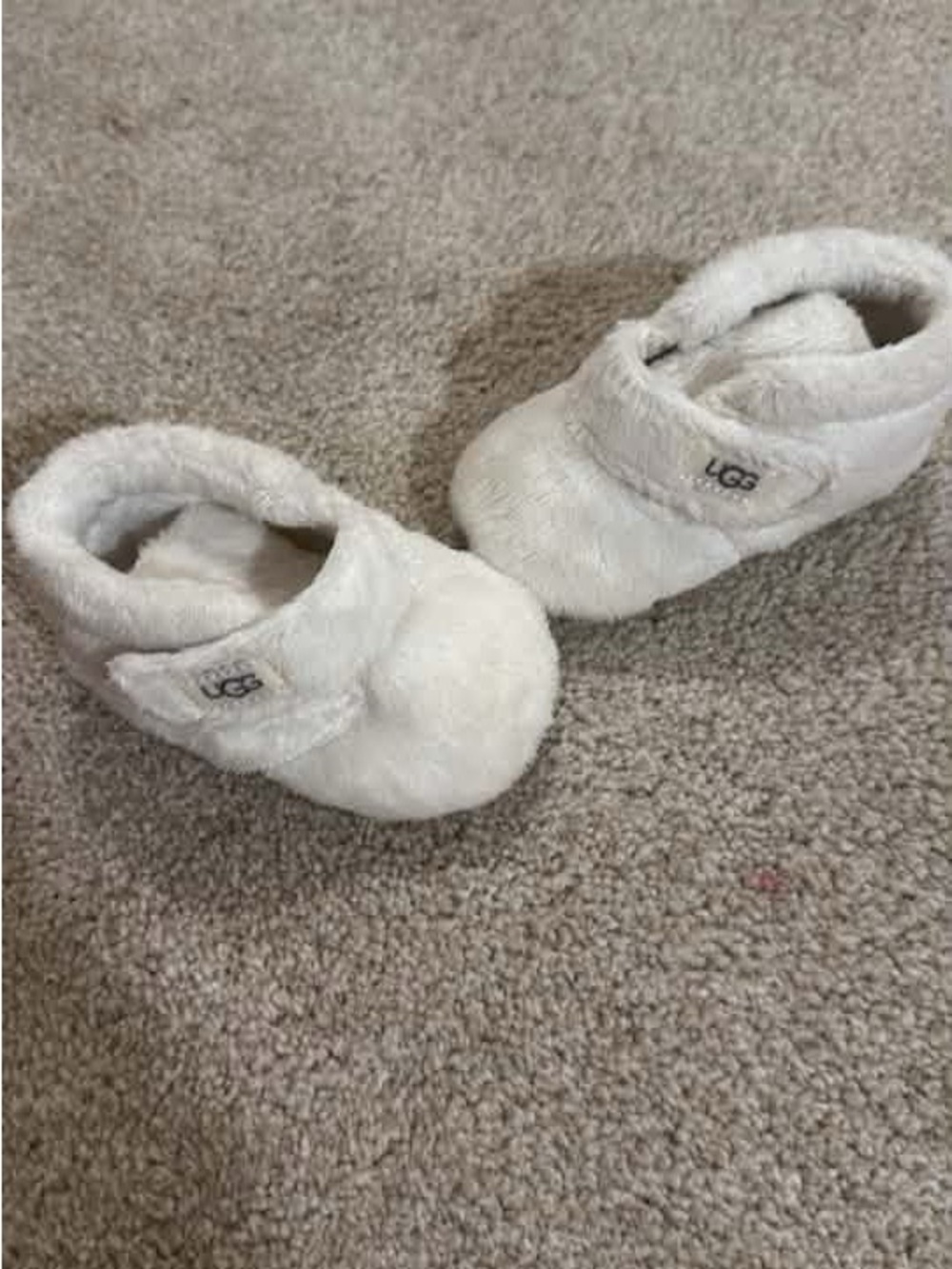 UGG White Plush Infant Slippers with Hook-and-Loop Strap